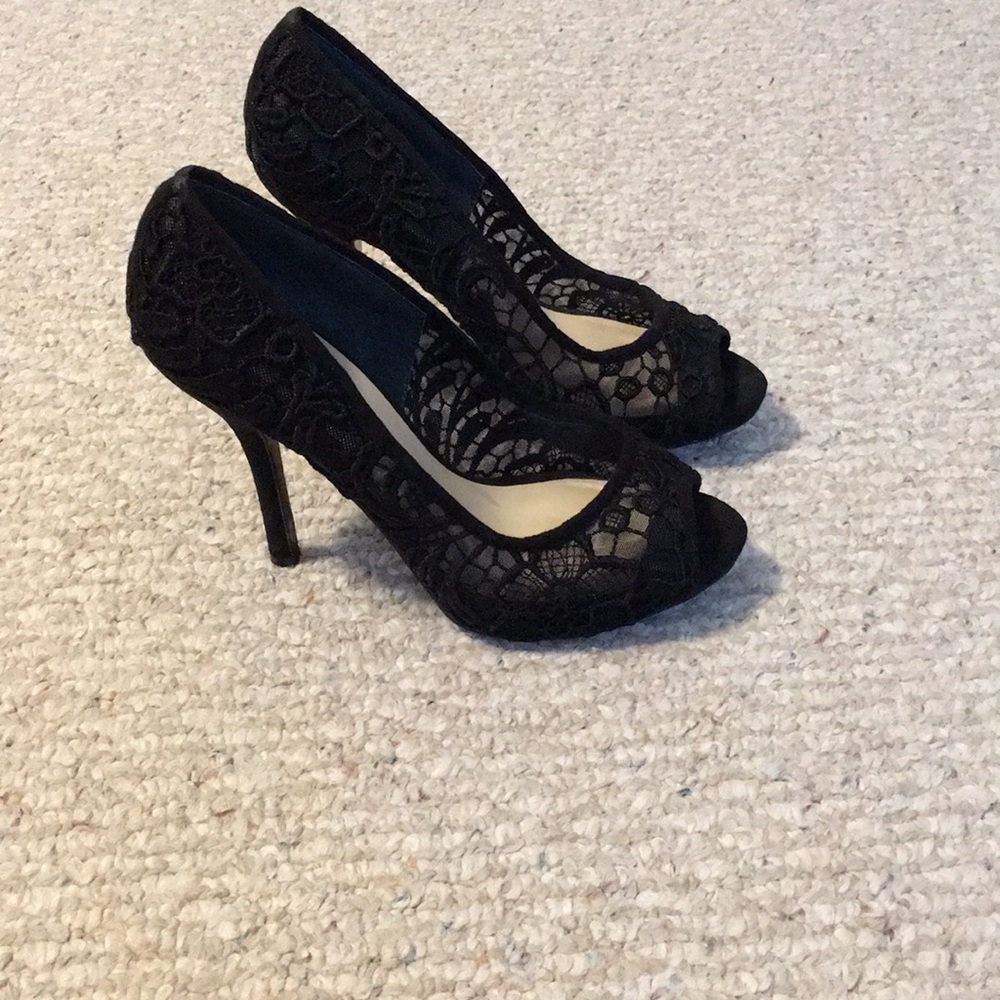 Nine West black lace peep toe heel